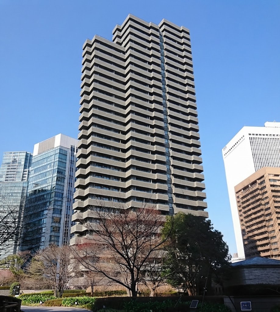 Izumi Garden Residence